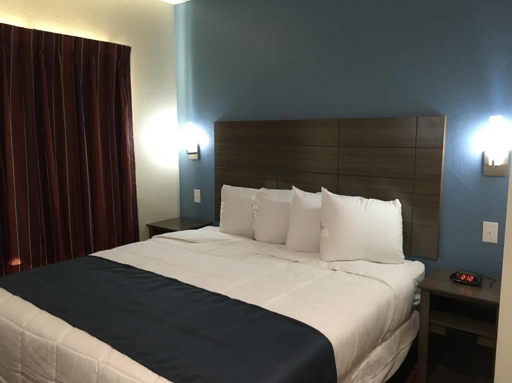Americas Best Value Inn Decatur Exteriér fotografie